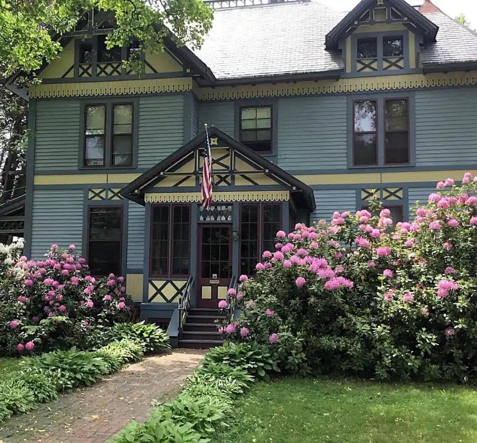 Staying in New England: 4 Value-for-Money Hotels Compared