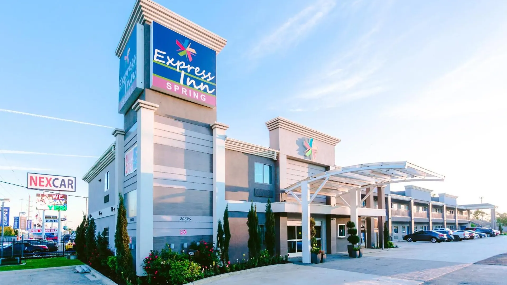 Where to Stay Near Leonard George Stadium: 5 Best 3-Star Hotels