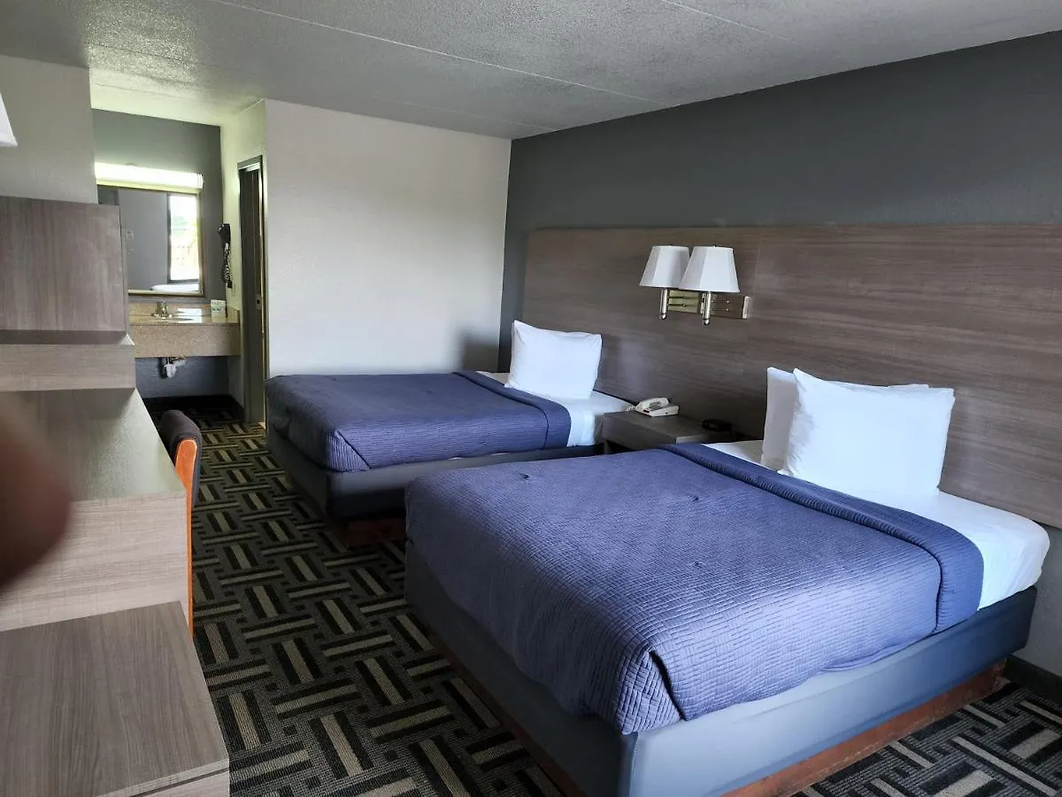 Where to Stay Near Rivergate: 4 Top 2-Star Hotels