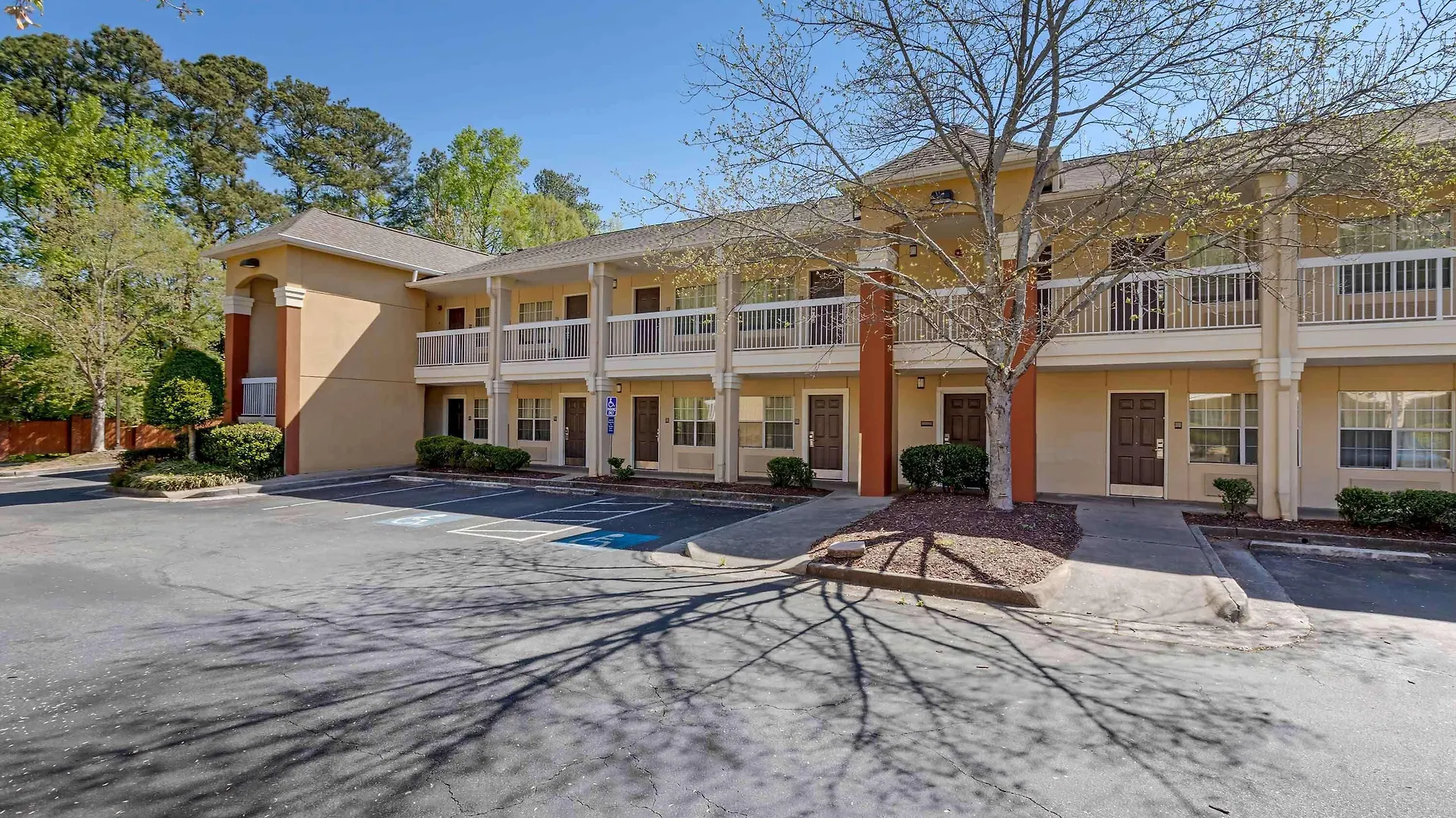 4 Smart Extended Stay Hotels Near Hammond Springs Worth Booking